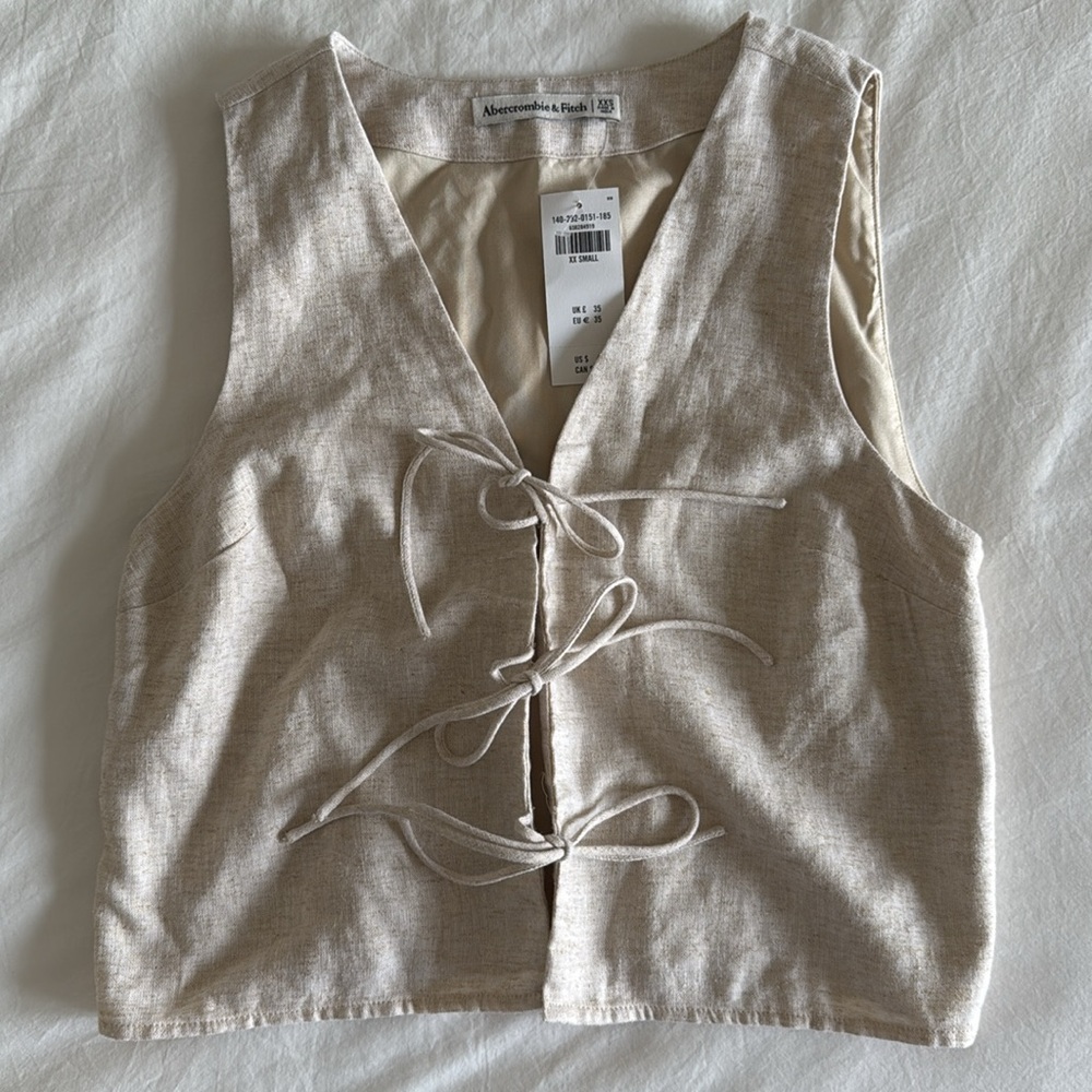 Abercrombie & Fitch Beige Tie-Front Vest